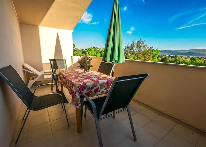 In Starigrad-paklenica 6875 Apartman Starigrad Paklenica